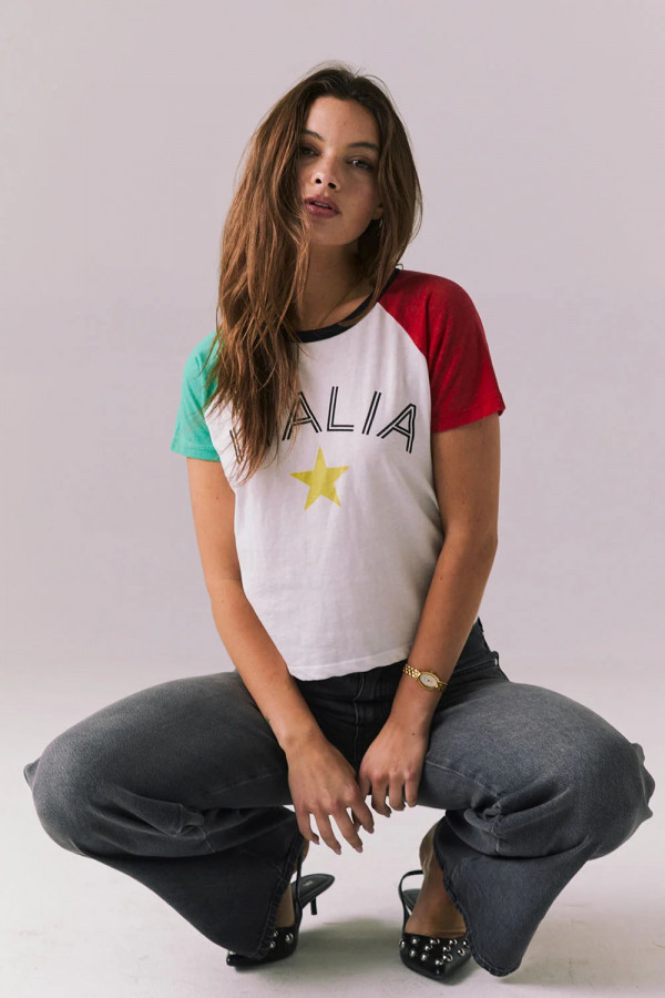 Oasis Star Tee