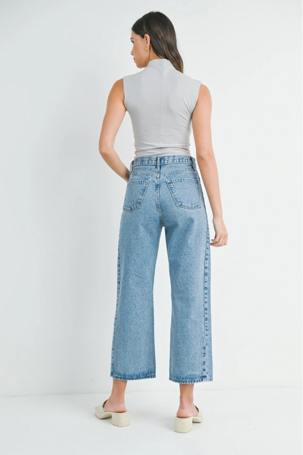 Veiled Symmetry Twist Jean