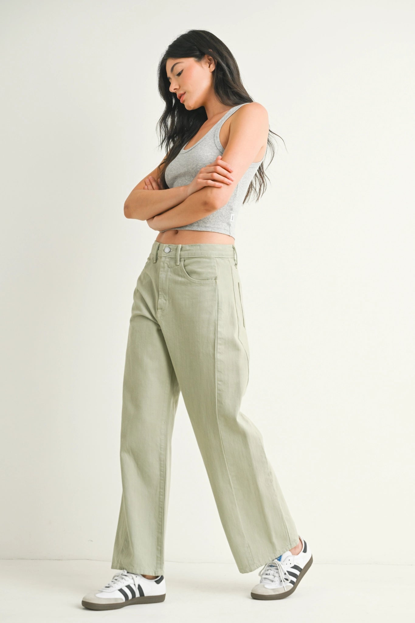 Veiled Symmetry Twist Jean