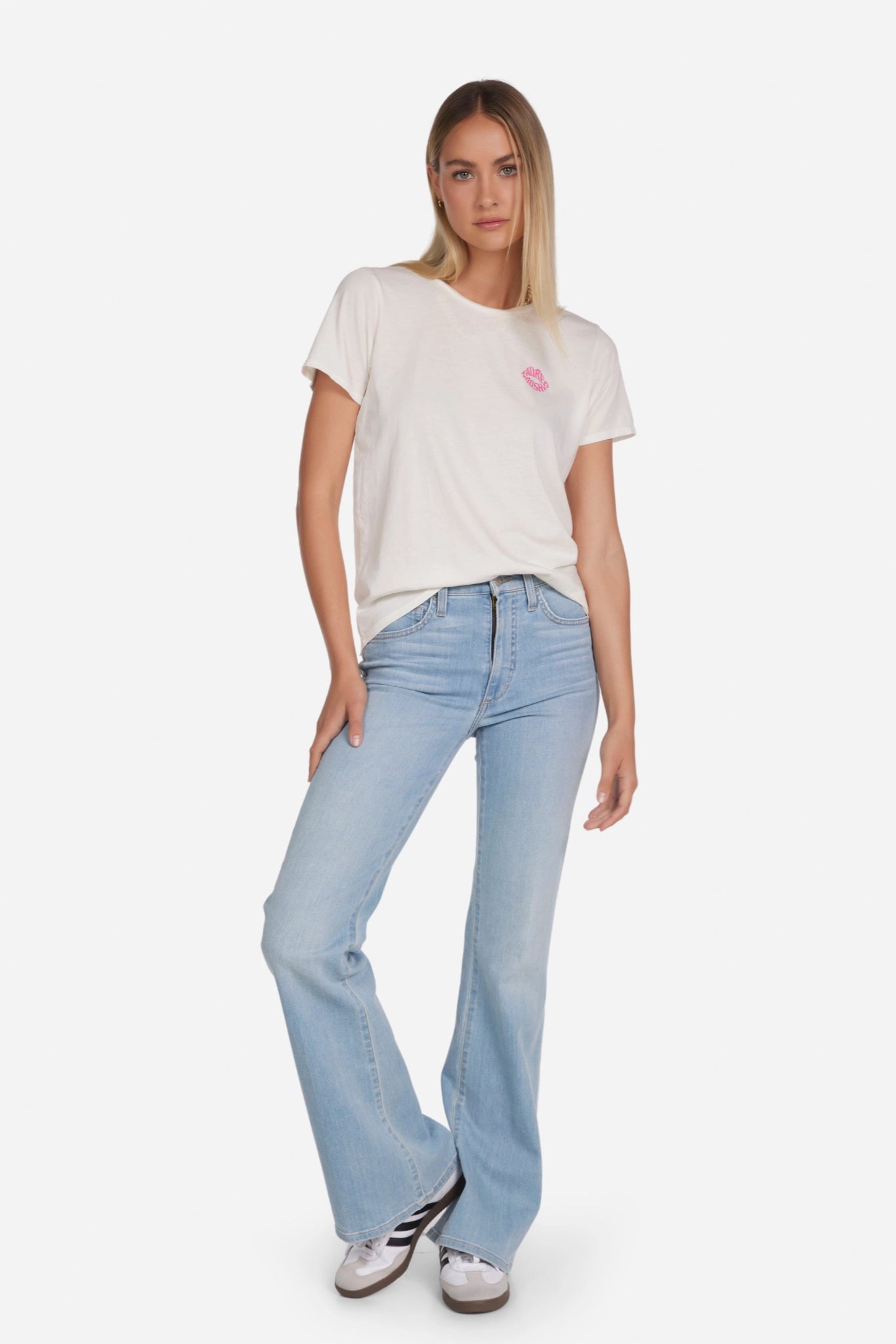 Harmonie Peace Roses Tee
