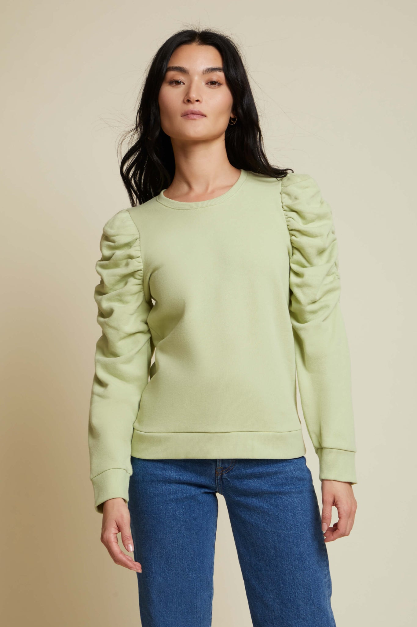 Dulce Drift Gathered Sweatshirt