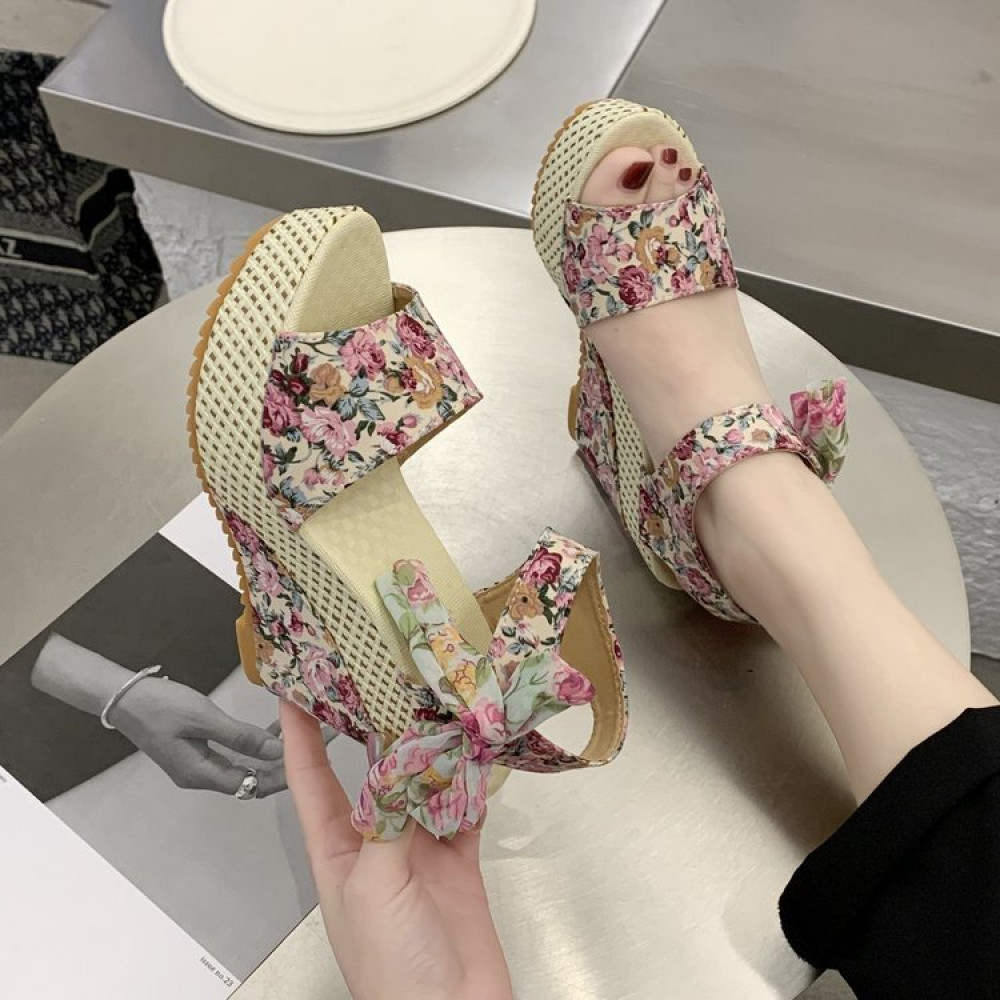 Sole Wave Heels
