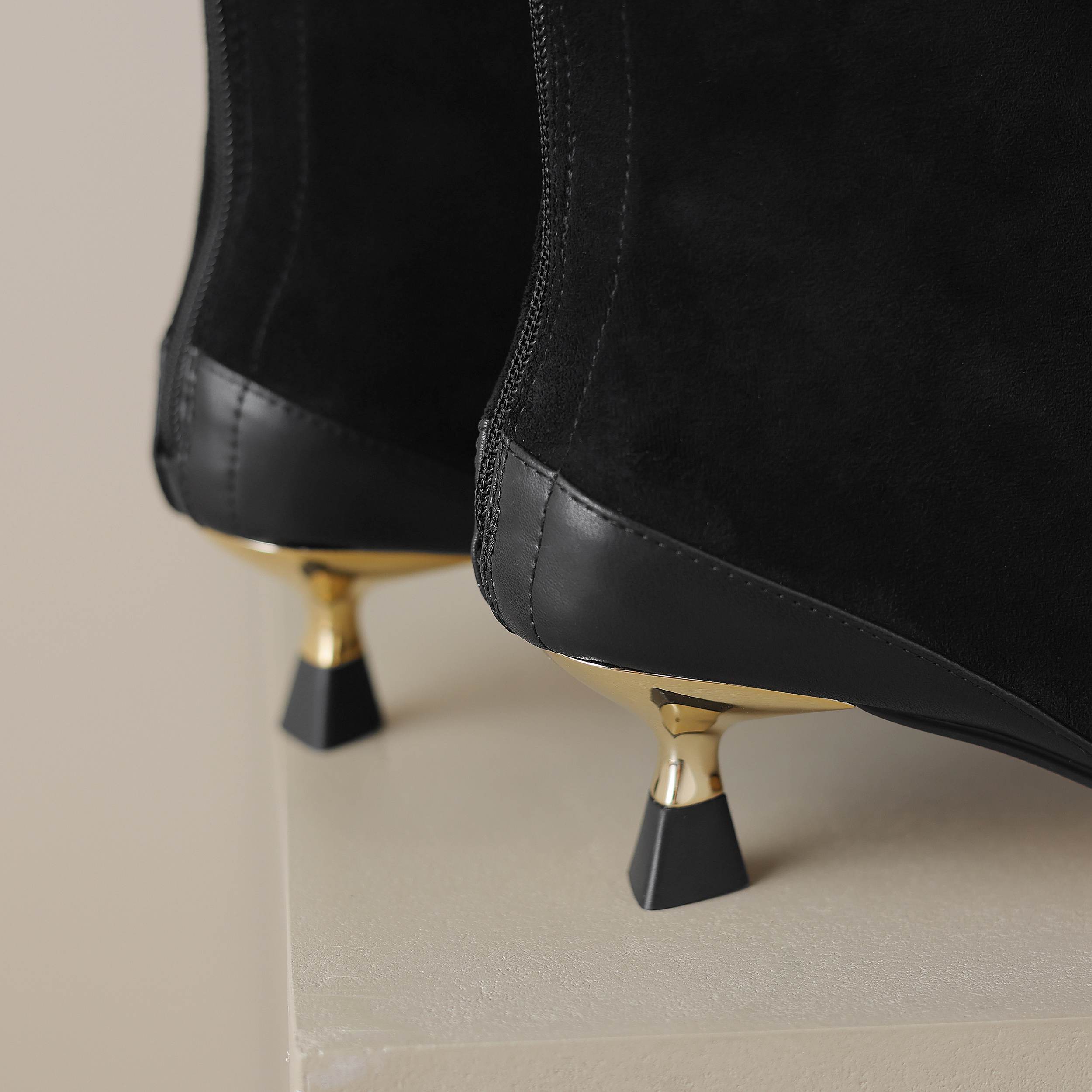 Character Paradox Leather Boots